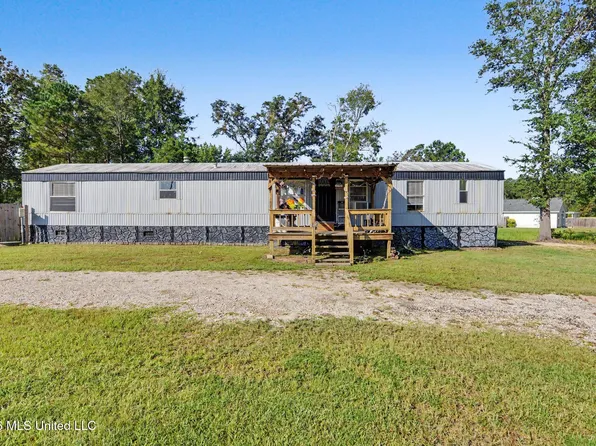 15005 Dantzler Rd, Vancleave, MS 39565