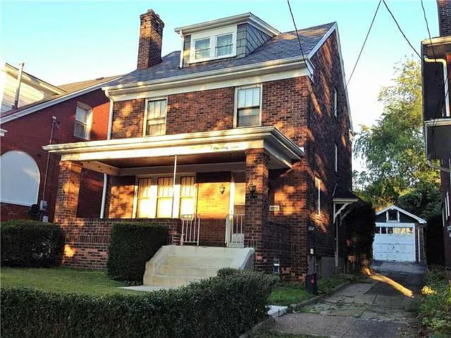 167 Stanton Ct E photo 1