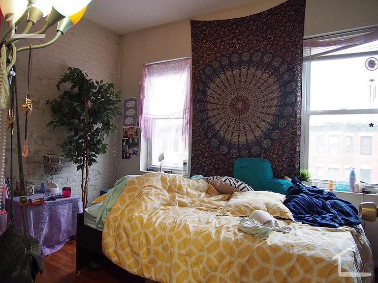 883 Huntington Ave #83 — Photo 4