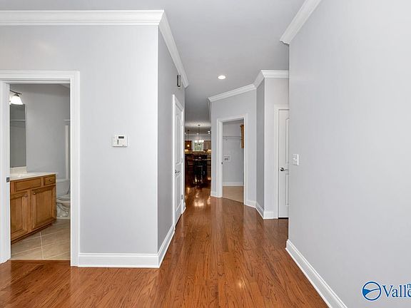 3rd image of 112 Belmont Pl
