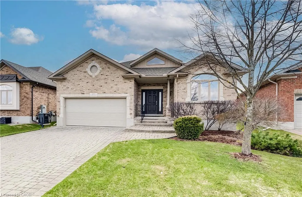 175 Stonecroft Way photo 1