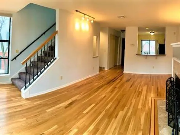 4510 W Westchester Sq #4510, West Milwaukee, WI 53214
