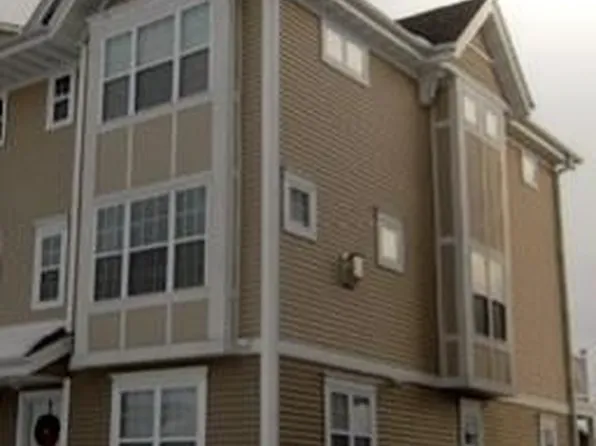 7117 Discovery Ln, Madison, WI 53719