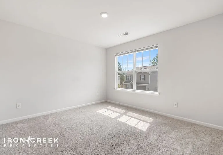 352 Oak Branch Rd — Photo 15