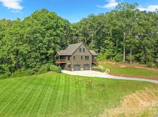 340 Porter Creek Dr, Franklin, NC 28734