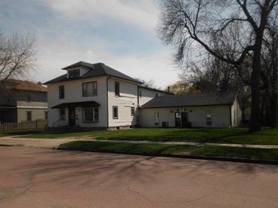 609 E 5th Ave, Mitchell, SD, 57301
