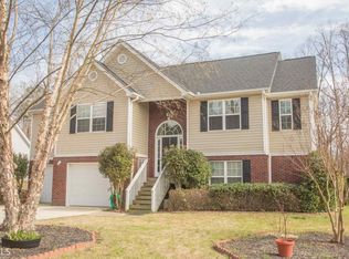 529 Emerald Pointe Trl, Monroe, GA 30655