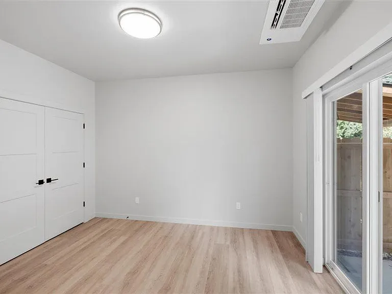 1390 Overlook Ave NW — Photo 22