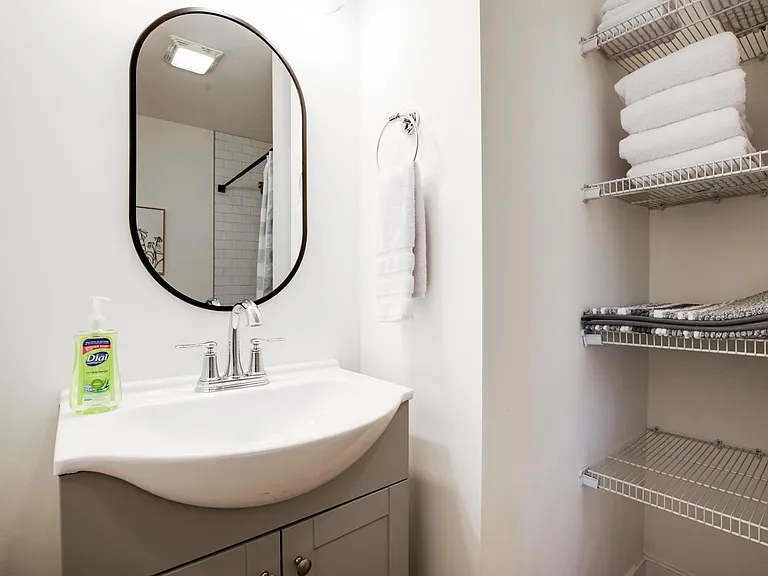 817 Edgehill Rd #1 — Photo 10