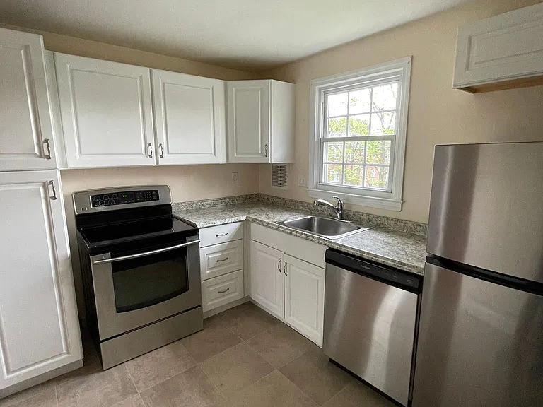 2 Brickyard Rd #7C — Photo 12
