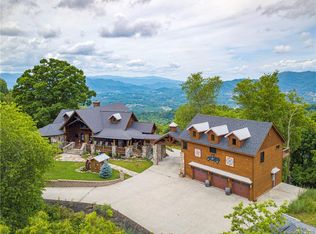 211 Peak Ave, Waynesville, NC 28786