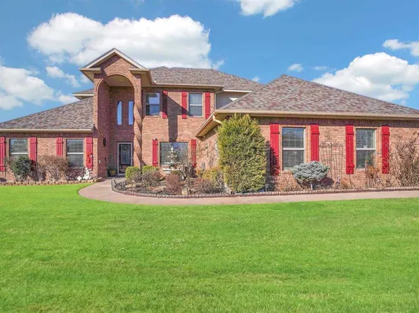 1514 NE 62nd St, Lawton, OK 73501