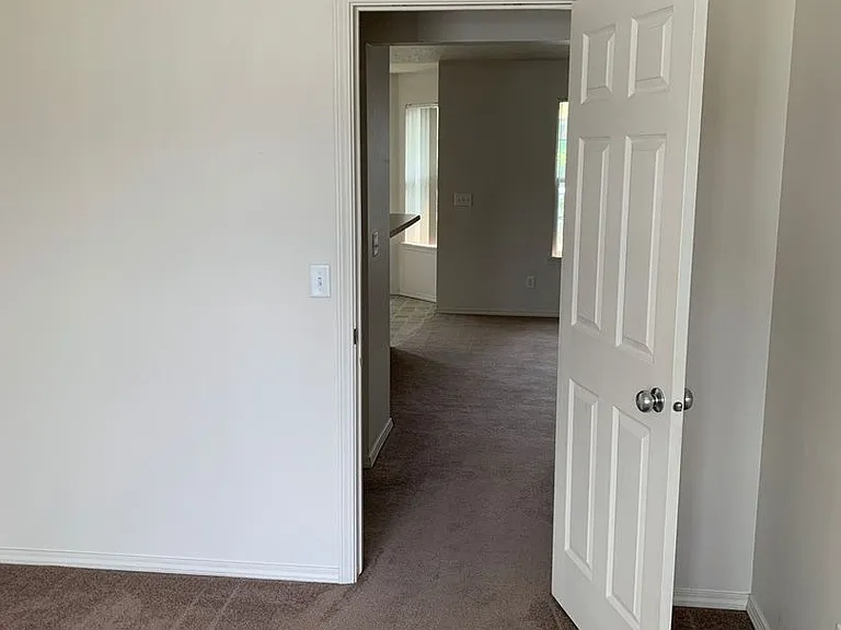 Roosevelt - 1496 — Photo 19