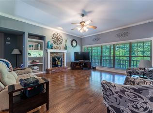 7 Selland Ln, Bella Vista, AR 72715