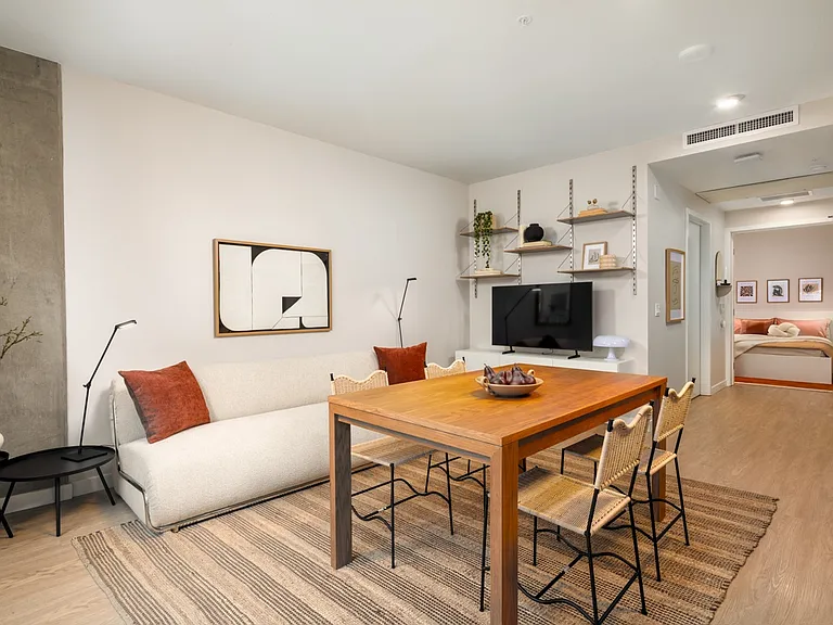 Park East — Photo 13