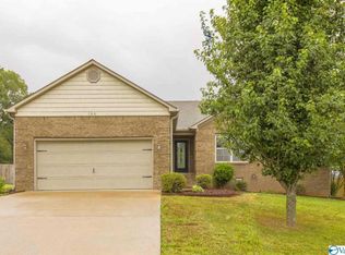105 Compass Hill Cir, Toney, AL 35773