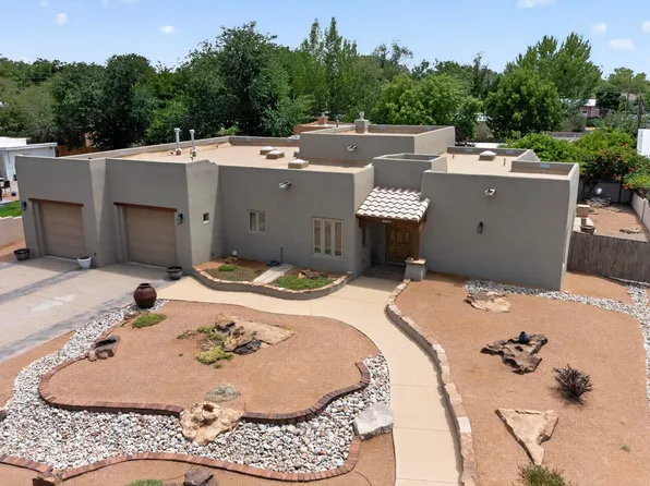 2604 Rincon Del Rio Ct NW, Albuquerque, NM 87107