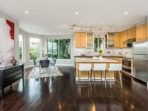 5th image of 3354 20th St APT 202