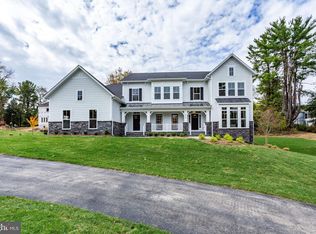 9932 Clearfield Ave, Vienna, VA 22181