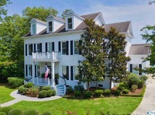 3015 Lake Hampton Dr SE, Owens Cross Roads, AL 35763