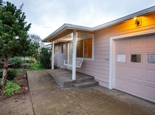 1420 Thompson Rd, Woodburn, OR 97071