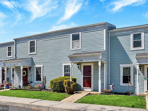 2nd image of 883 Old Silver Spring Rd