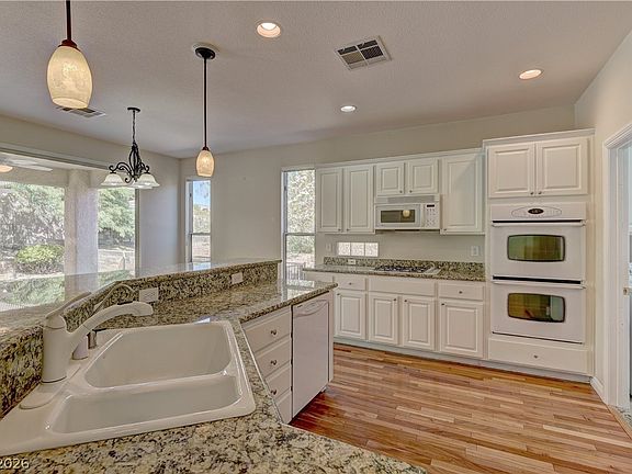 3rd image of 5211 Vedra Ct