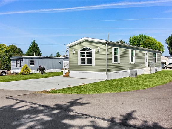 Exterior Image-2-Mansion 54 Wayside