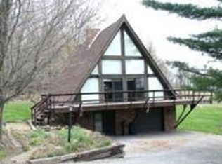 960 Beacom Dr, Beaver, PA 15009