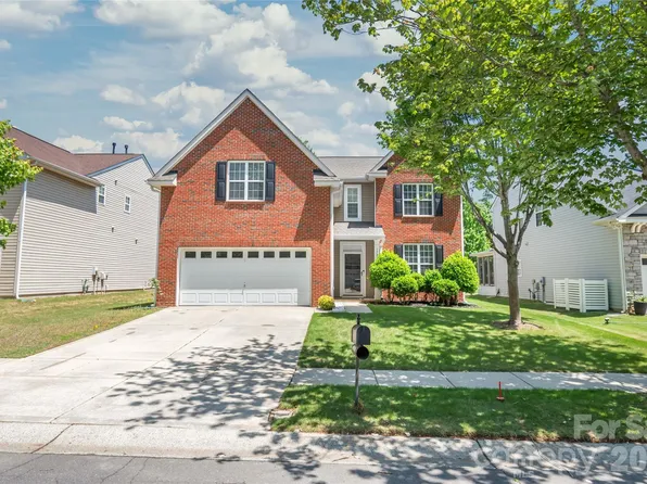 17231 Westmill Ln, Charlotte, NC 28277