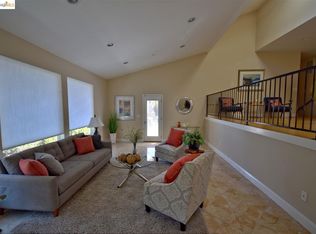 4453 Mountain View Ave, Oakland, CA 94605
