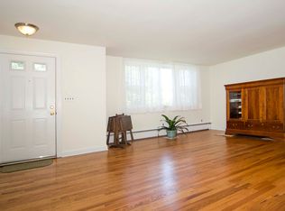 22 Colonial Ave, Norristown, PA 19403