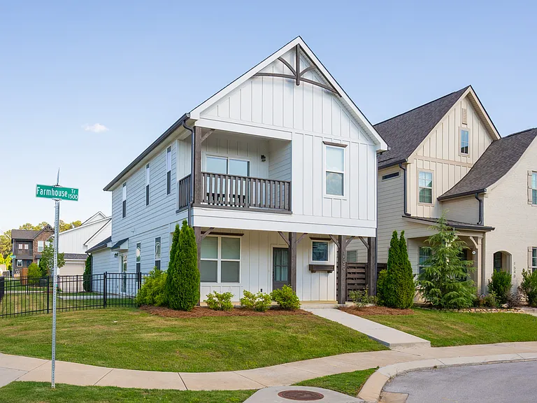 1550 Farmhouse Trl — Photo 45
