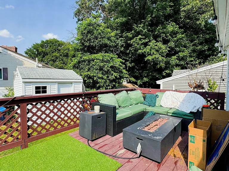 8 Greenhalge St — Photo 9