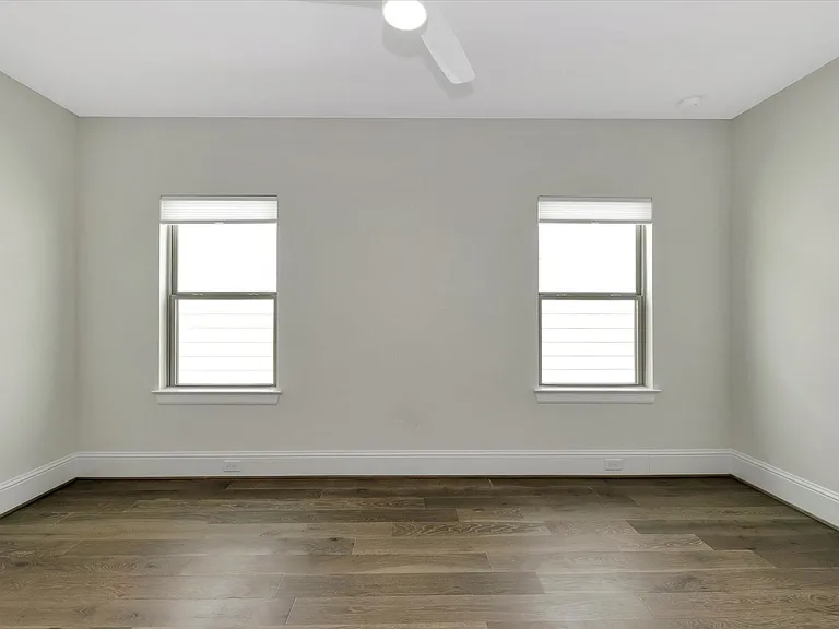 540 W 26th St #A — Photo 43