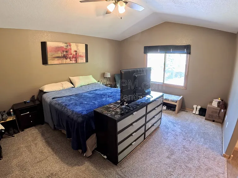 2425 Cochetopa Ct — Photo 13