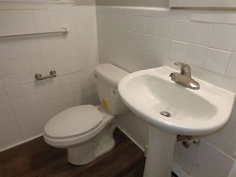 307 W Little Creek Rd #B — Photo 13