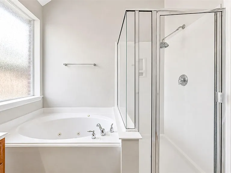 22027 Field Green Dr — Photo 20