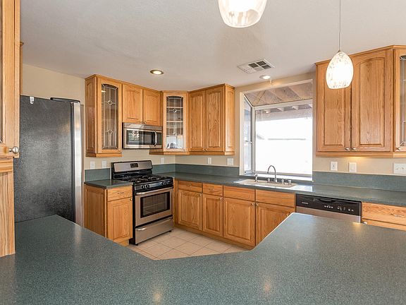 2nd image of 1826 Vista Del Oso Way