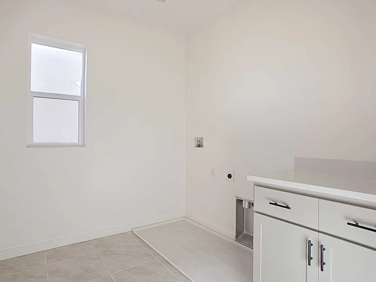 7131 Hakkan Dr — Photo 40