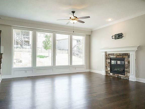 4th image of 13205 W 170th St