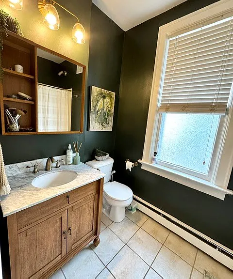 Updated bathroom fixtures. Large soaking tub.