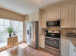 11360 Harbor Way APT 1662, Largo, FL 33774