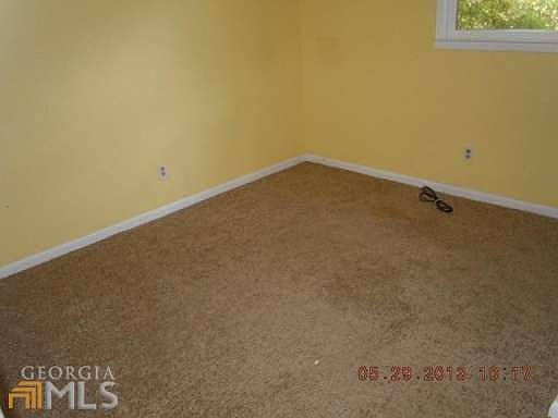 5th image of 384 Sandefur Rd