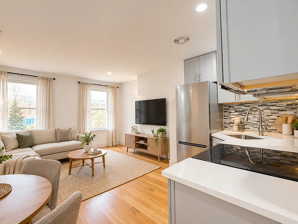 321 Pulaski St #1