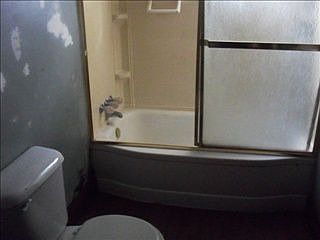 5th image of 139 Pacific St