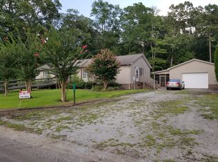 556 Crabtree Rd, Belhaven, NC 27810