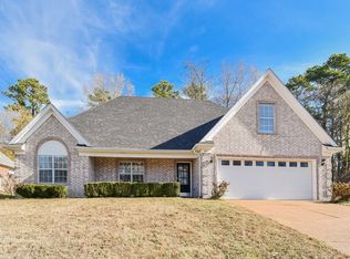184 Pebble Creek Cv E, Hernando, MS 38632