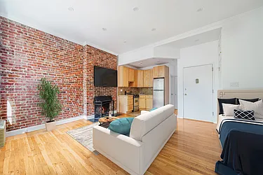 Rented by BlueOwl Management LLC