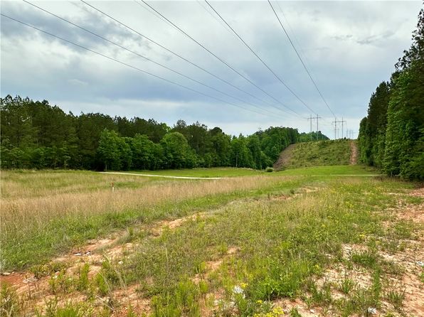 66 Lee Road 950, Smiths Station, AL 36877